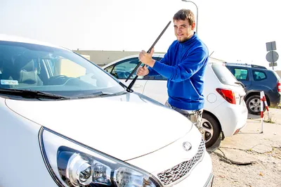 AUTO EXPERT Części samochodowe sklep na Przylesiu, Serwis i napełnianie klimatyzacji samochodowej
